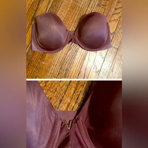 Victoria’s Secret strapless bra